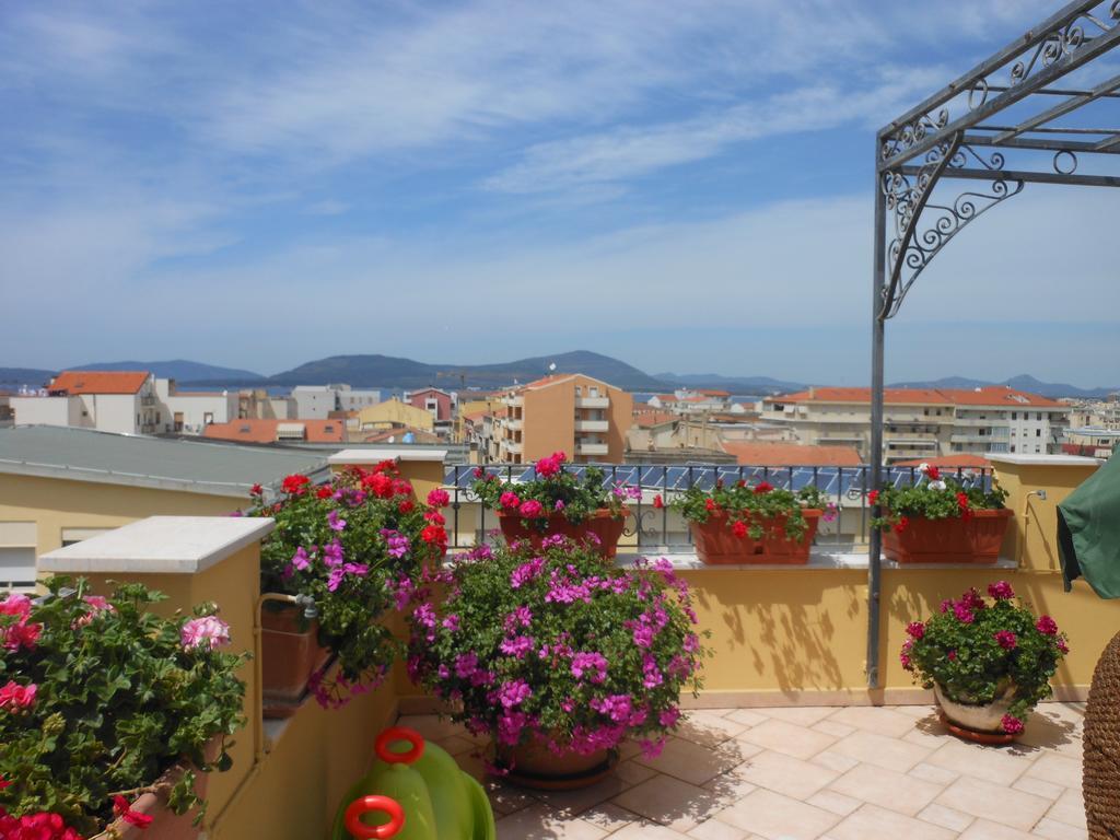Апартаменты Casa I Gerani Vista Mare Альгеро Экстерьер фото